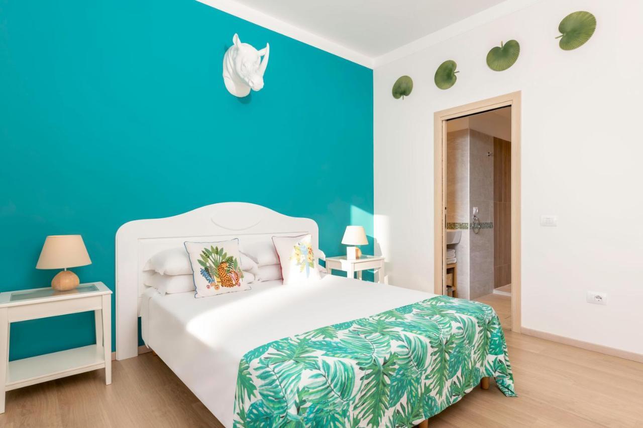 Colibri Prestige Rooms - Roman Ruins View 칼리아리 외부 사진